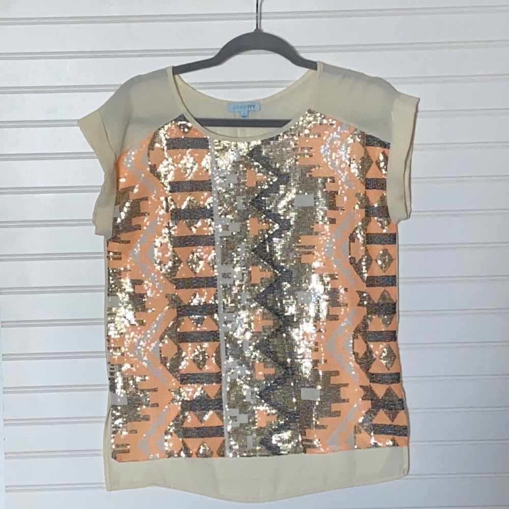Jun & Ivy Short Sleeve Aztec Sequin Top